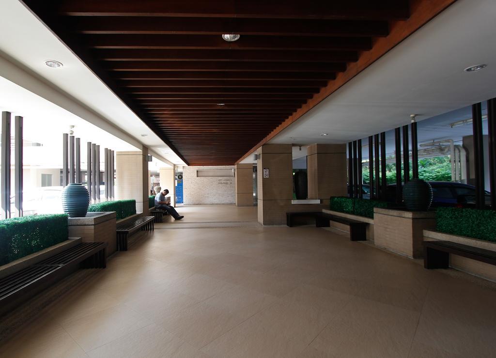 Krongthong Mansion & Hotel Bangkok Extérieur photo