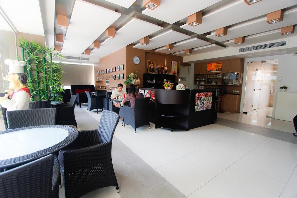 Krongthong Mansion & Hotel Bangkok Extérieur photo