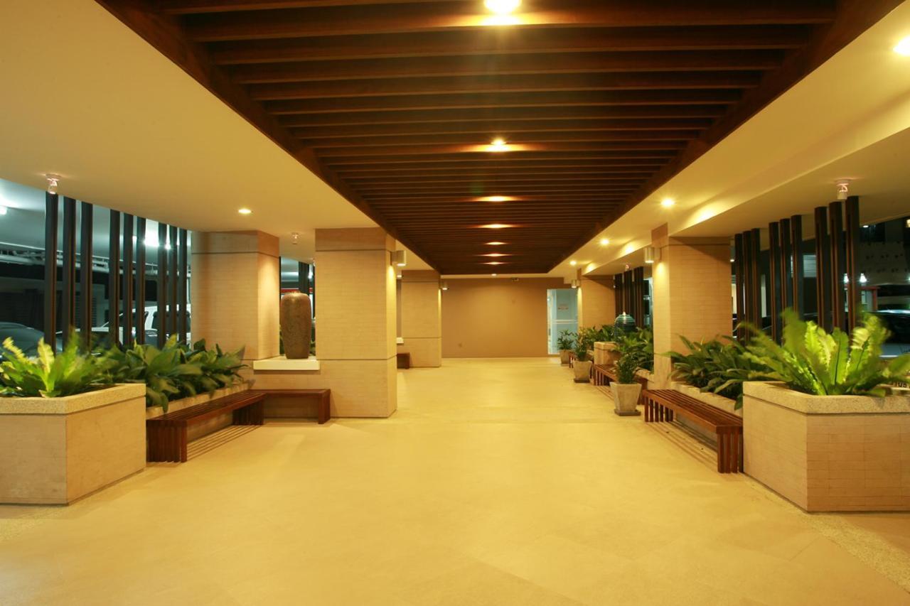 Krongthong Mansion & Hotel Bangkok Extérieur photo