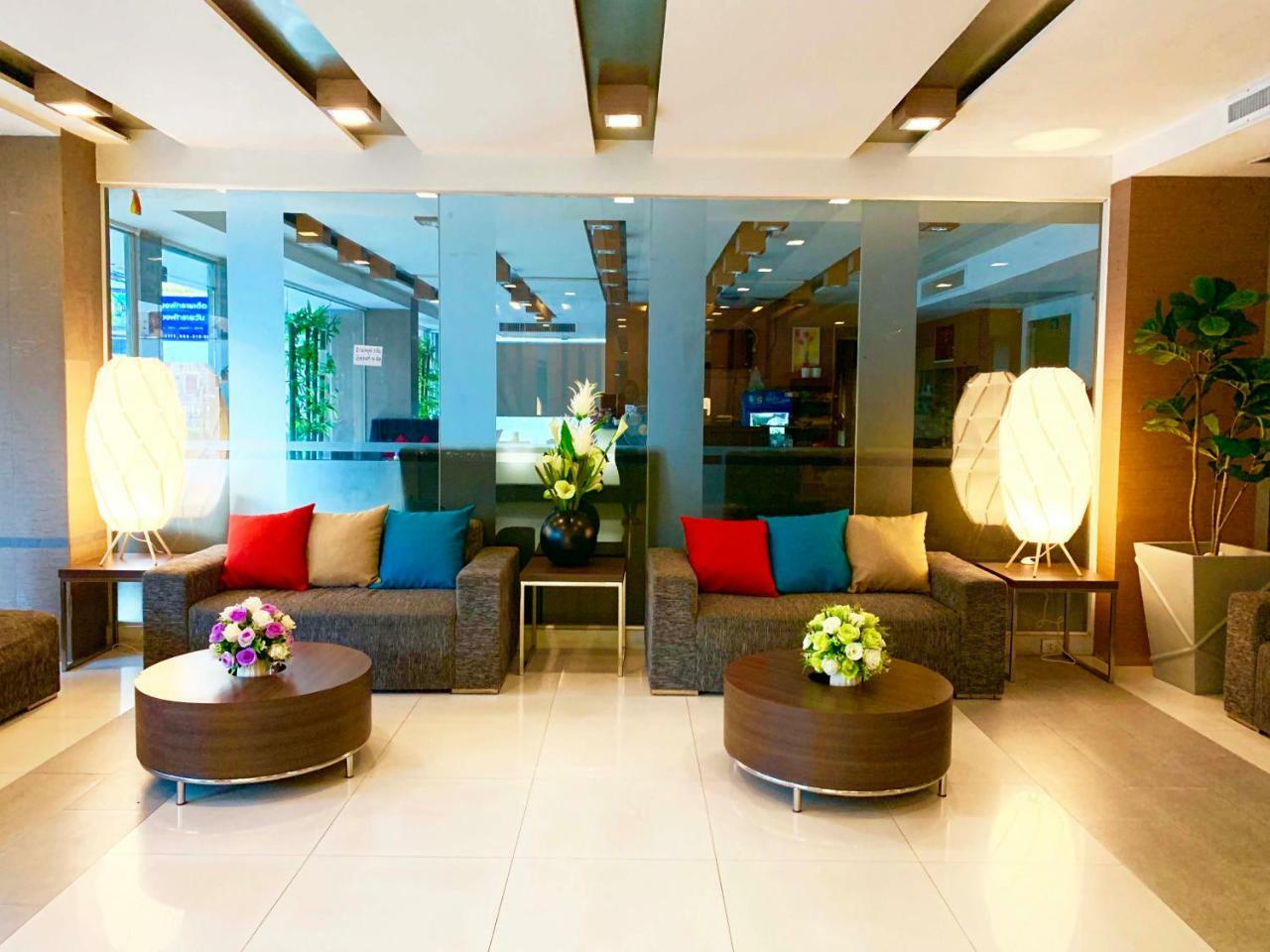 Krongthong Mansion & Hotel Bangkok Extérieur photo